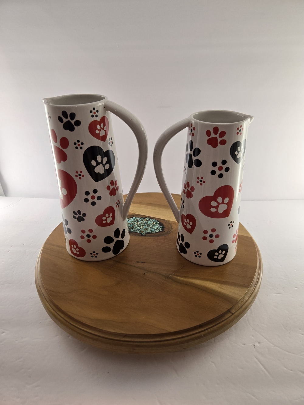 Temp-tations Pawfetti Ceramic Pitchers, 2 Piece Set, Dog Paw Prints & Hearts VTG